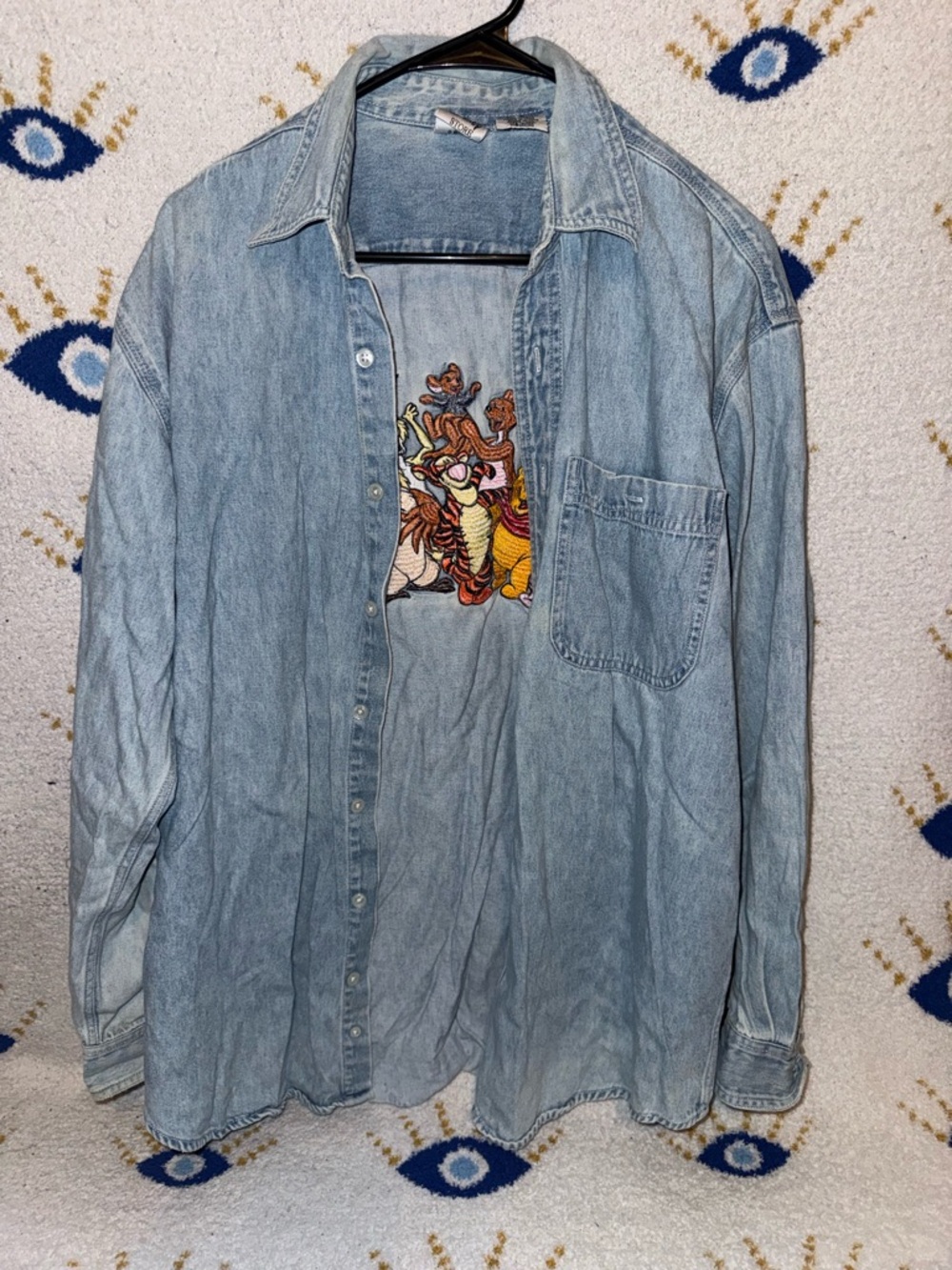Vintage Light Blue Disney Denim Men's Shirt with Embroidered Tiger Detail
